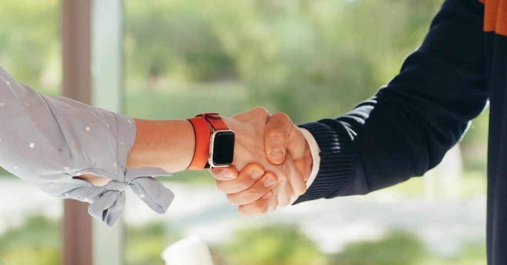 50代 ブログ アフィリエイトのジャンル例と活用アイデアを示すビジュアル